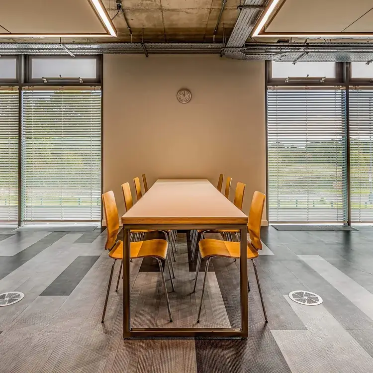 Meridian Office — interior view